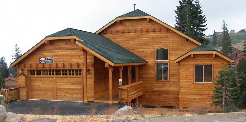 Cedar Siding on a House